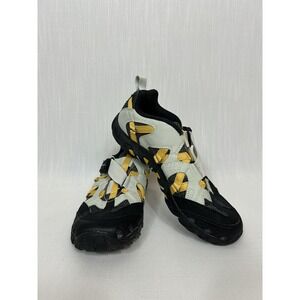 Merrell Z-Rap Waterproof Hiking Kids sneaker sz 5